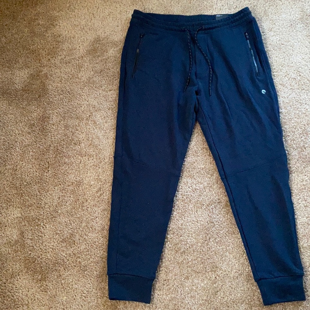 American Eagle fleece joggers